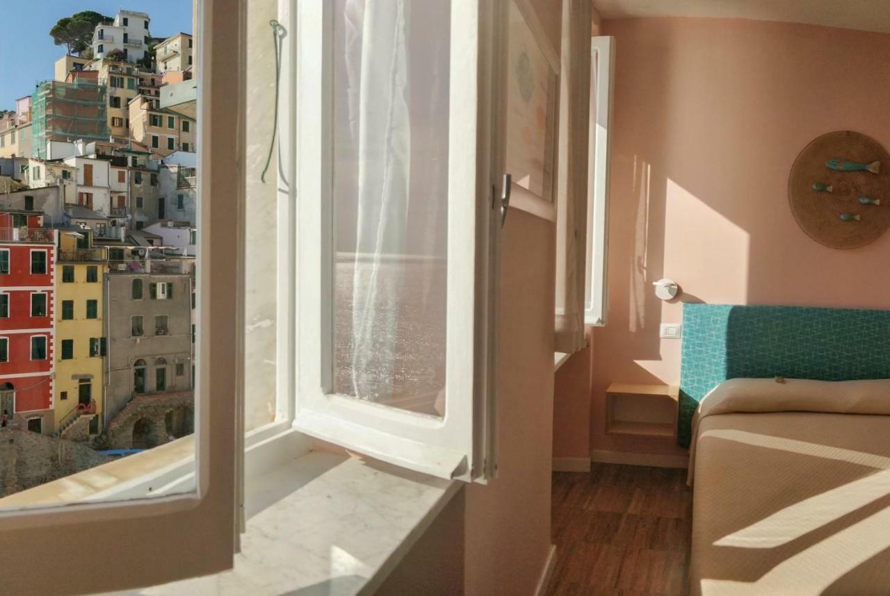 Ai Pesci Room Rental Riomaggiore Luaran gambar